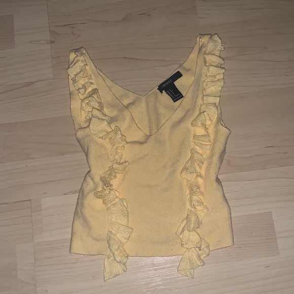 Cute yellow tank top with frills